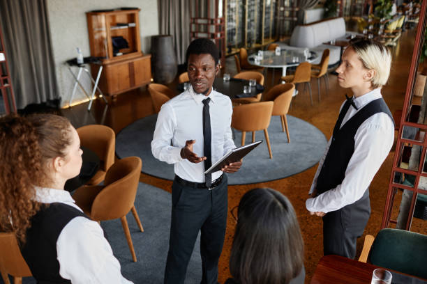 istockphoto-1734019418-612x612 management meetings food industry